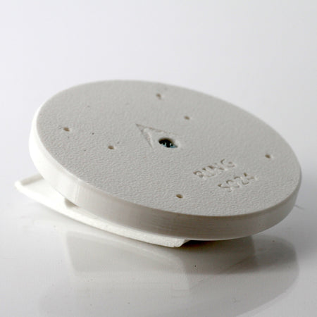 Dutch Lap Vinyl Siding Clip for Ring Outdoor Battery Cameras in White