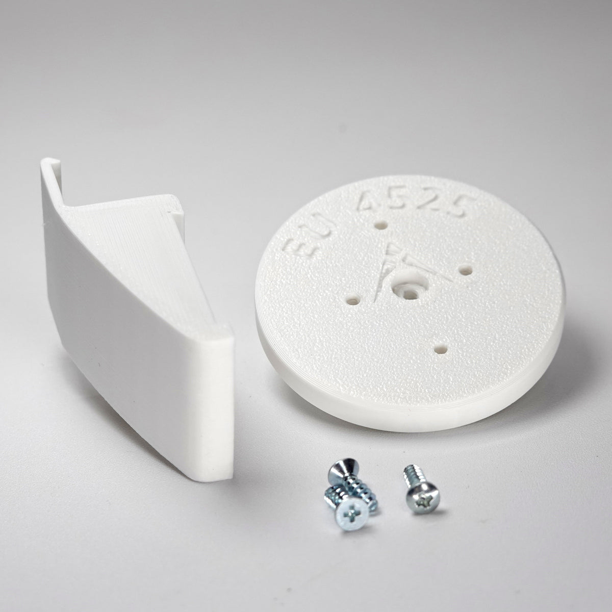 Dutch lap siding clip and circular mounting base for a eufy camera, include screws.