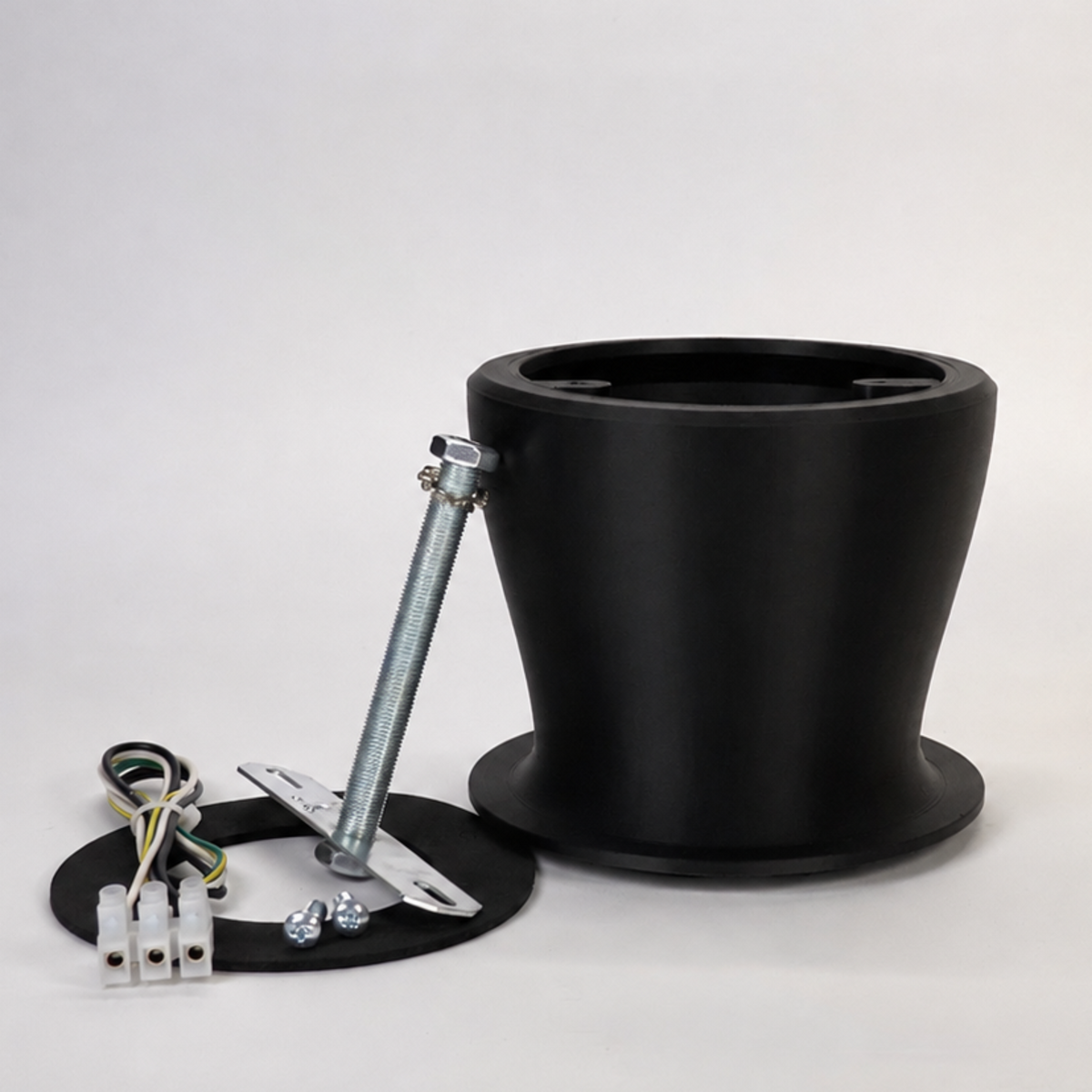 Black 100mm wall mount extension for floodlight cameras.
