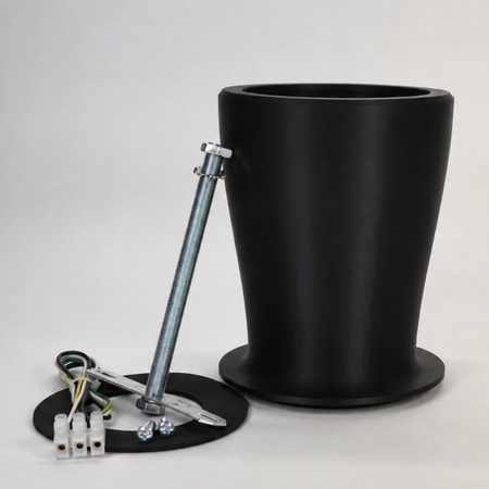 Black 150mm wall mount extension for floodlight cameras.