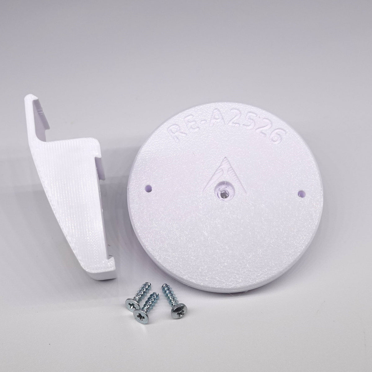 Dutch Lap vinyl siding clip mount for Reolink security camera.